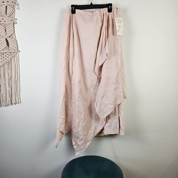 J. Jill Dresses & Skirts - J.JILL eyelet Embroidered Elastic Waist Linen Skirt in Petal Pink XL Vintage